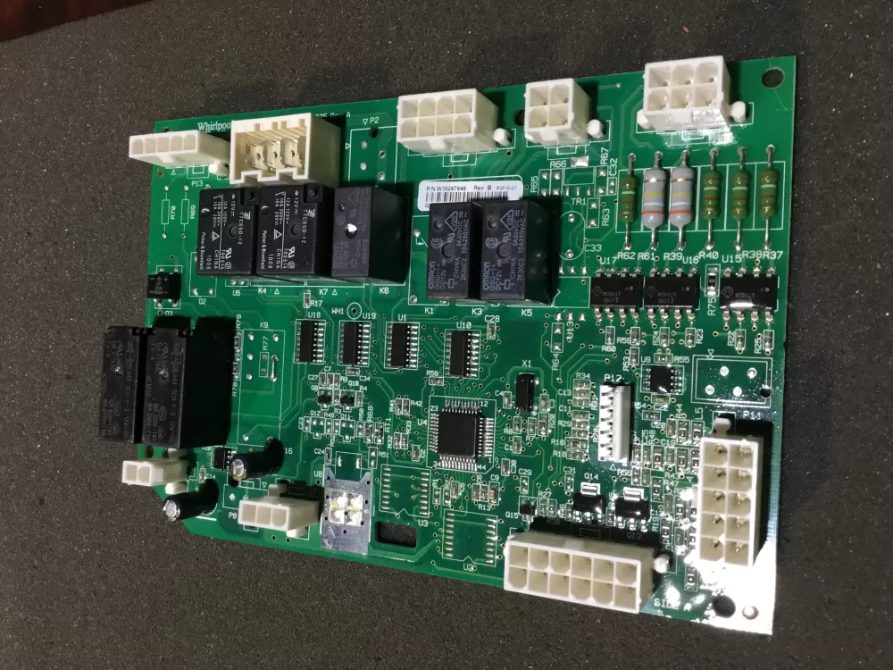 Whirlpool  Maytag  KitchenAid AP6018134 W10267646 WPW10267646 PS11751436 Refrigerator Control Board