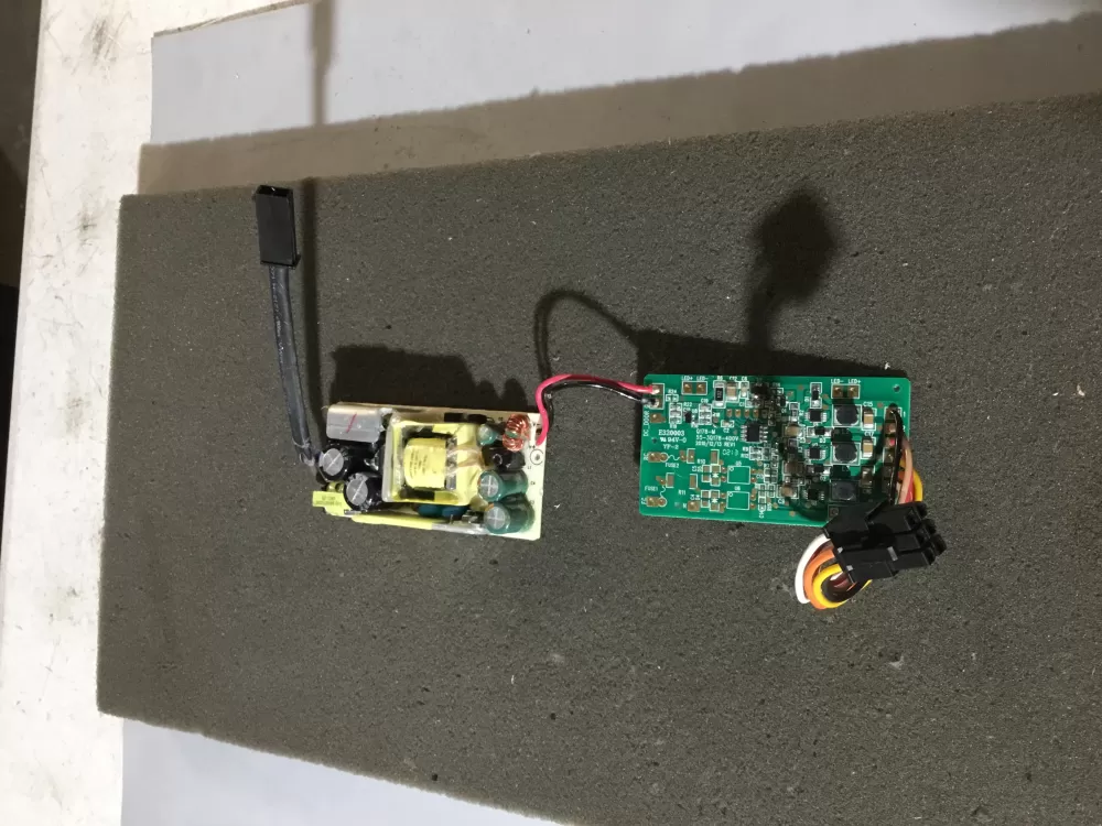 Kitchen Aid  Maytag  Whirlpool W10306786  W10421948  WPW10306786 Refrigerator Power LED Control Board