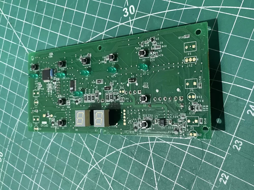 GE Hotpoint 200D7355G006 Refrigerator Control Board Dispenser AZ192578 | Wm373