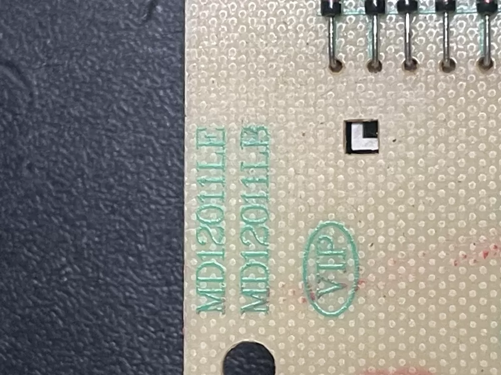 Kenmore Midea MD12011LE Microwave Control Board AZ12902 | 1175