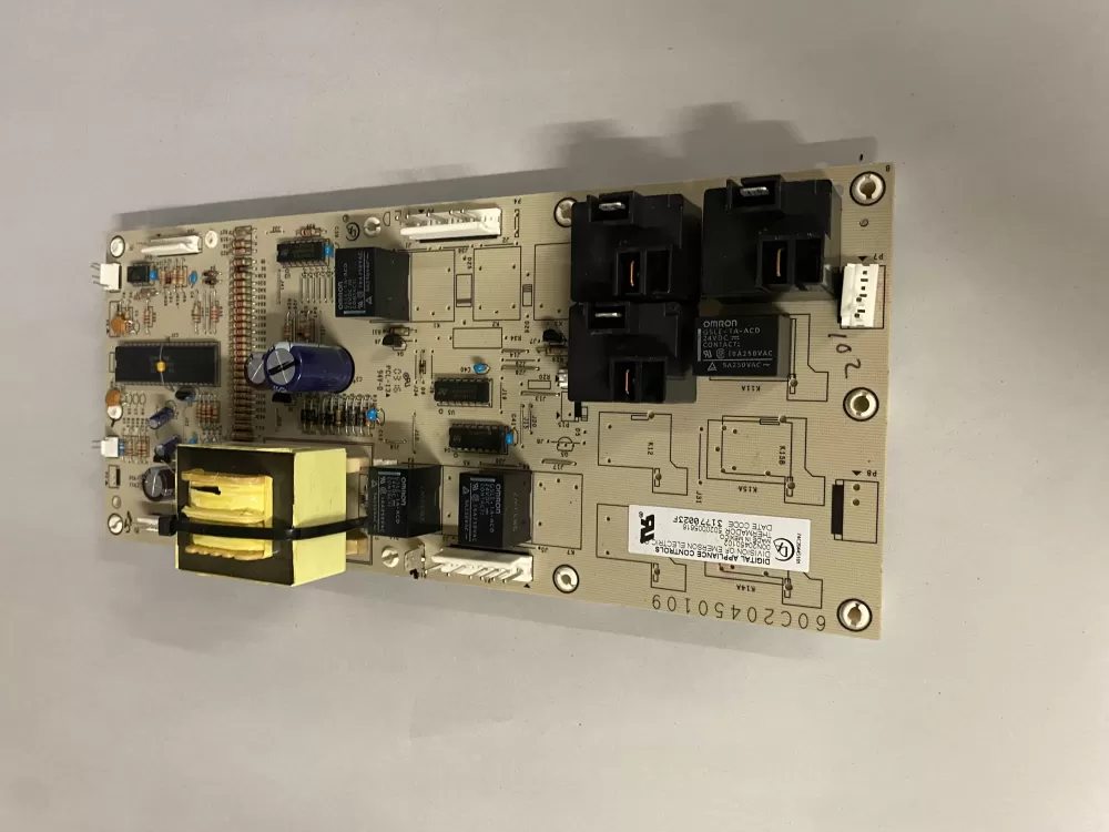 00N20450102 Thermador Range Board - Control