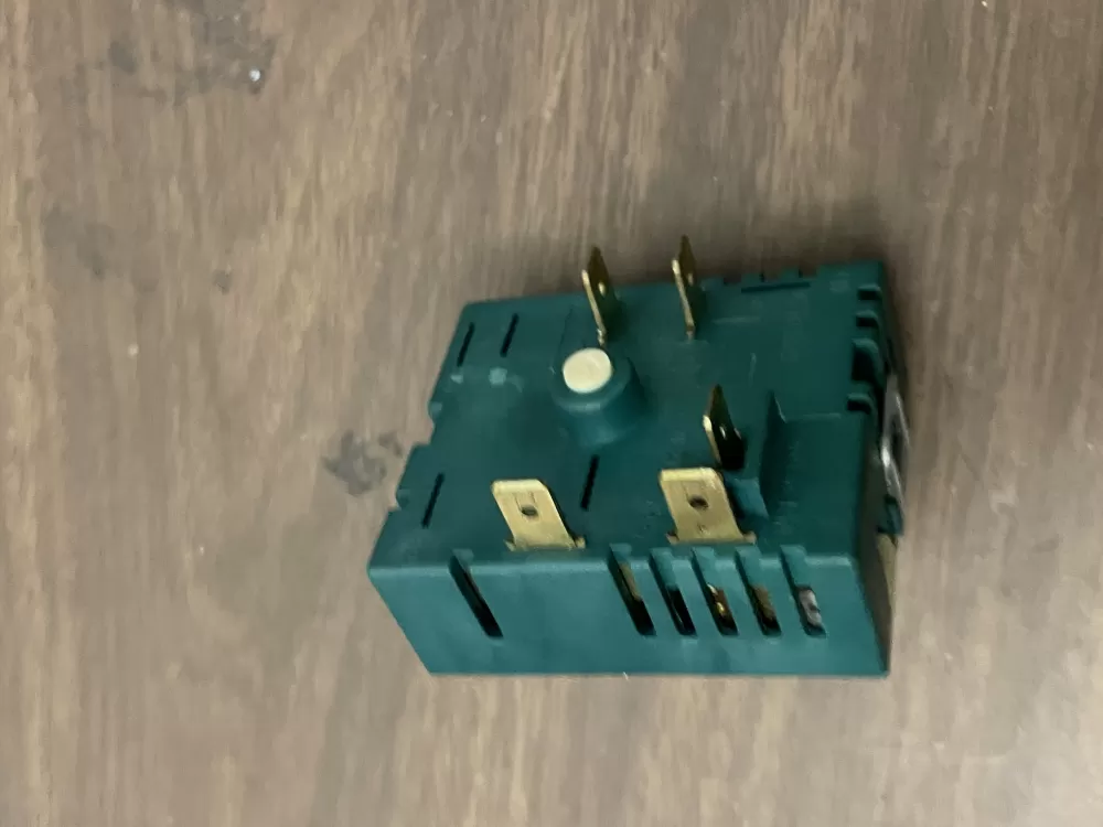 LG PER001 11S Range Control Board Switch AZ95190 | Wm1122