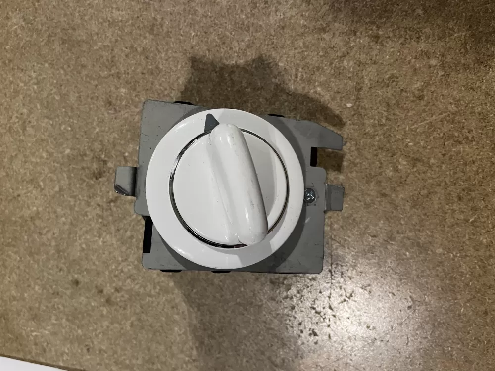 GE 572D520P021 WE4M271 Dryer Timer AZ24963 | KM351