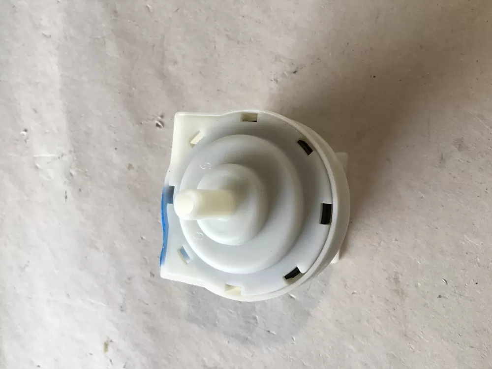 Bosch Kenmore 9000709431 Washer Pressure Switch AZ150183 | SL215
