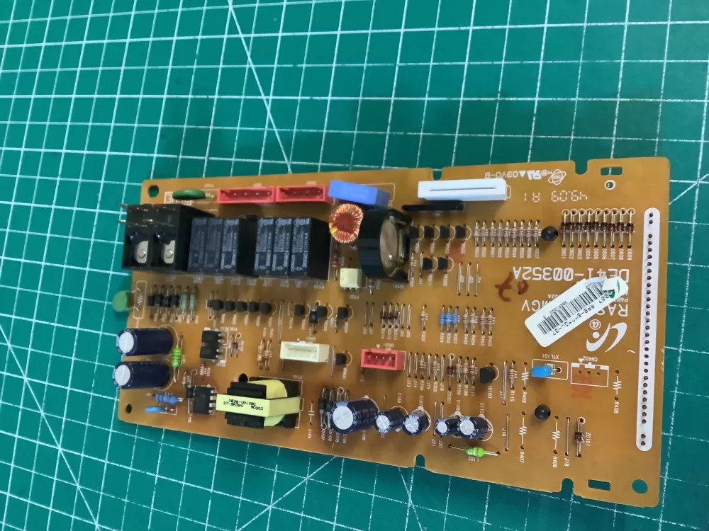 Maytag DE41-00352A Microwave Control Board Panel AZ227953 | NR508