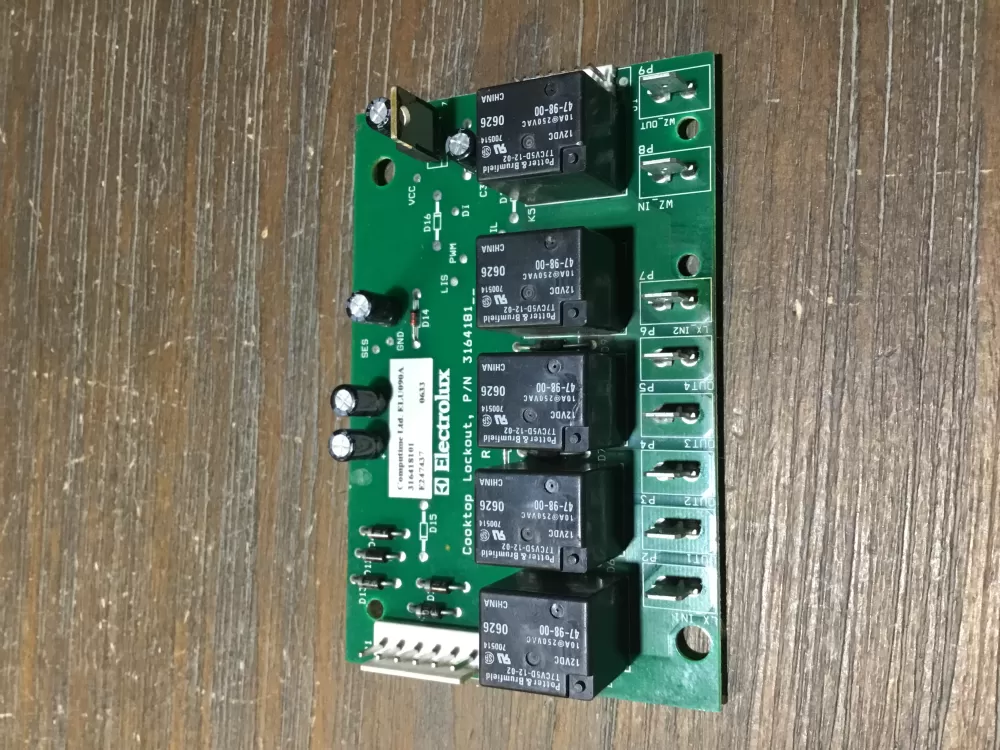 Frigidaire  Kenmore AP3768449 316418100 316418101 PS977959 Range Control Board