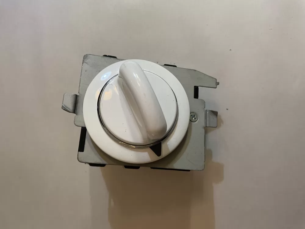 GE 572D520P019 WE4M189 Dryer Timer AZ172466 | KM397