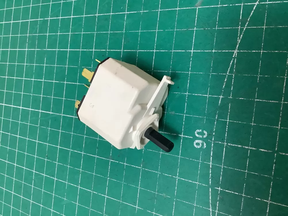 Admiral  Amana  Crosley  Estate  Inglis  Kenmore  Magic Chef  Maytag  Roper  Whirlpool 3398095 WP3398095  AP6008358  3398095  527427  PS11741493 Dryer Crosley Inglis Start Switch