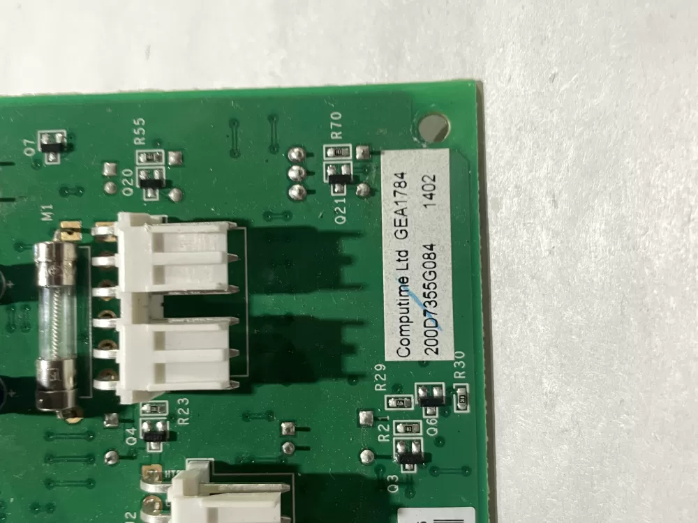 GE 200D7355G084 WR55X22930 Refrigerator Control Board AZ184242 | Wm2504