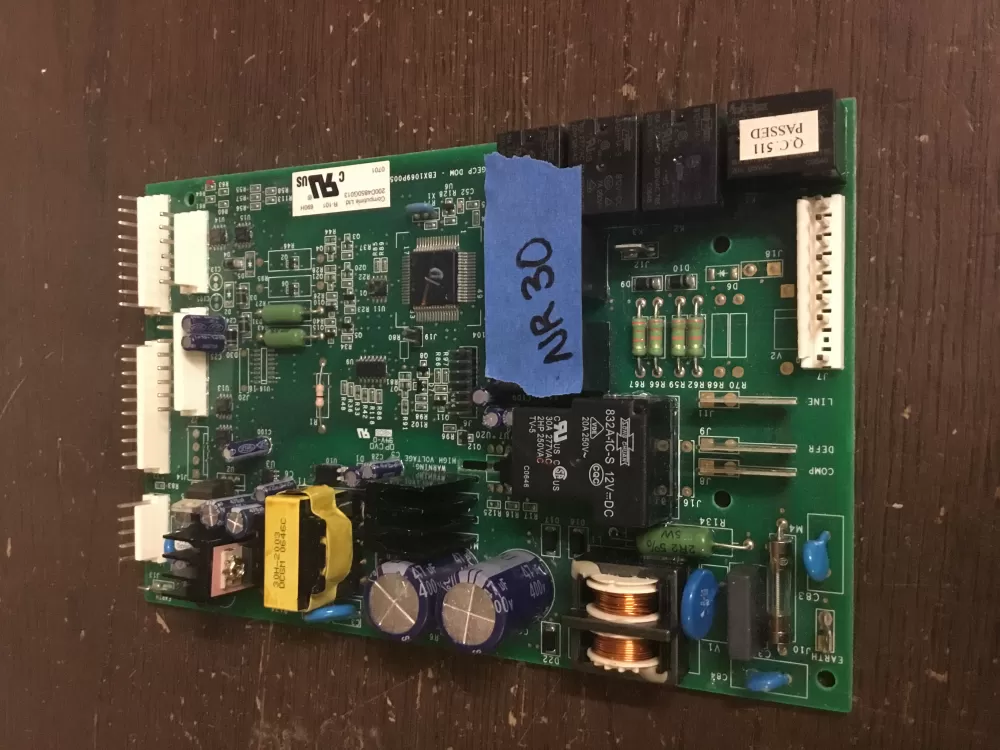 GE Hotpoint 200D4850G013 EBX1069P005 Refrigerator Control Board AZ17306 | NR30