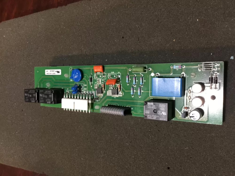 Kenmore Maytag WP67003817 125592-09 Refrigerator Control Board AZ75632 | NR1942