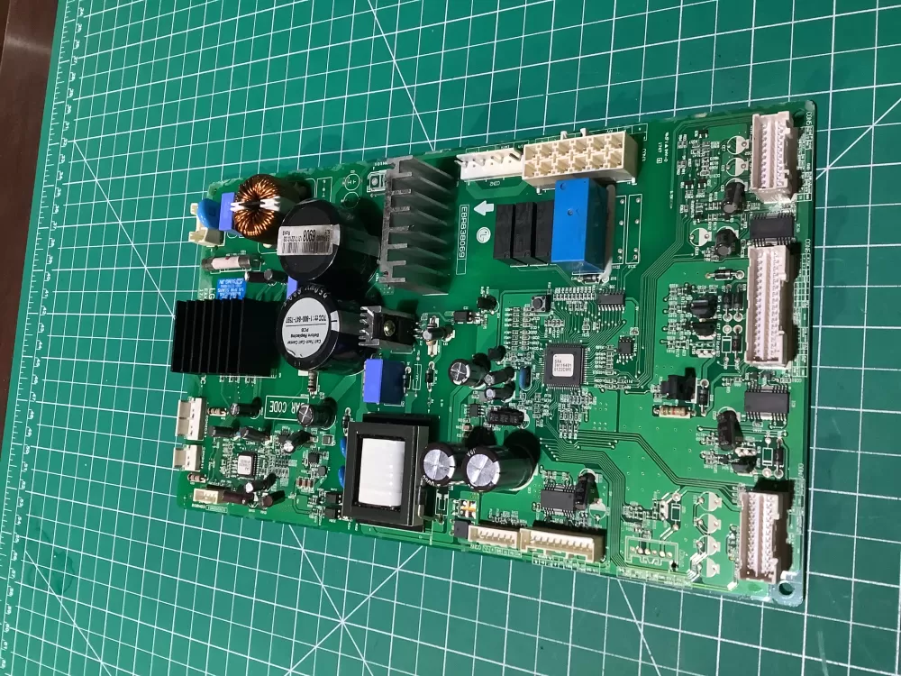 LG EBR78940637 EBR83806908 Refrigerator Control Board AZ136816 | NRV740