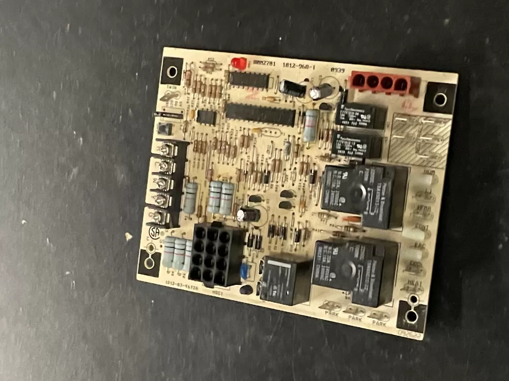 Lennox 1012-83-9672A Furnace Control Board