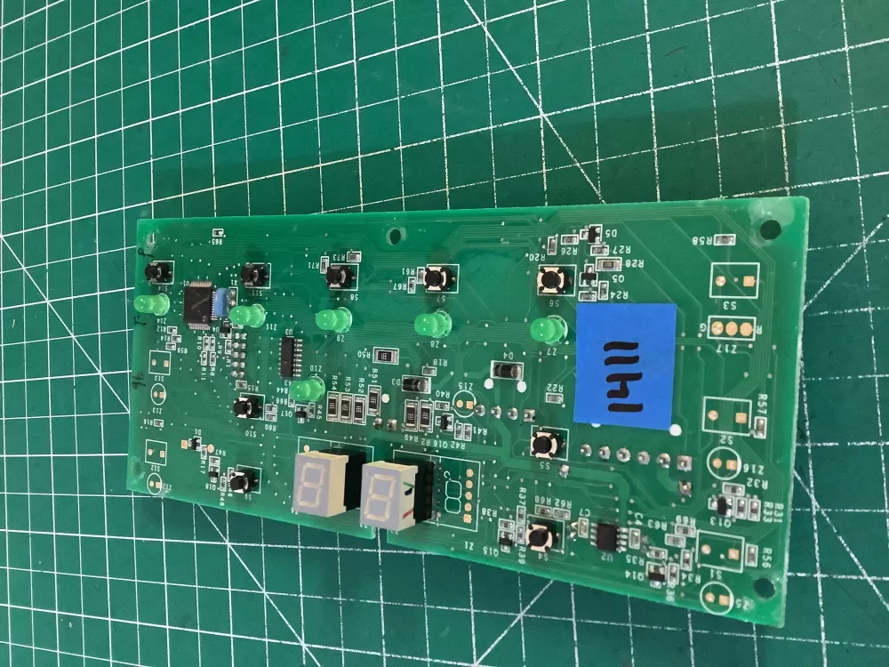 GE Hotpoint 200D7355G006 Refrigerator Control Board Dispenser AZ213441 | NR1411