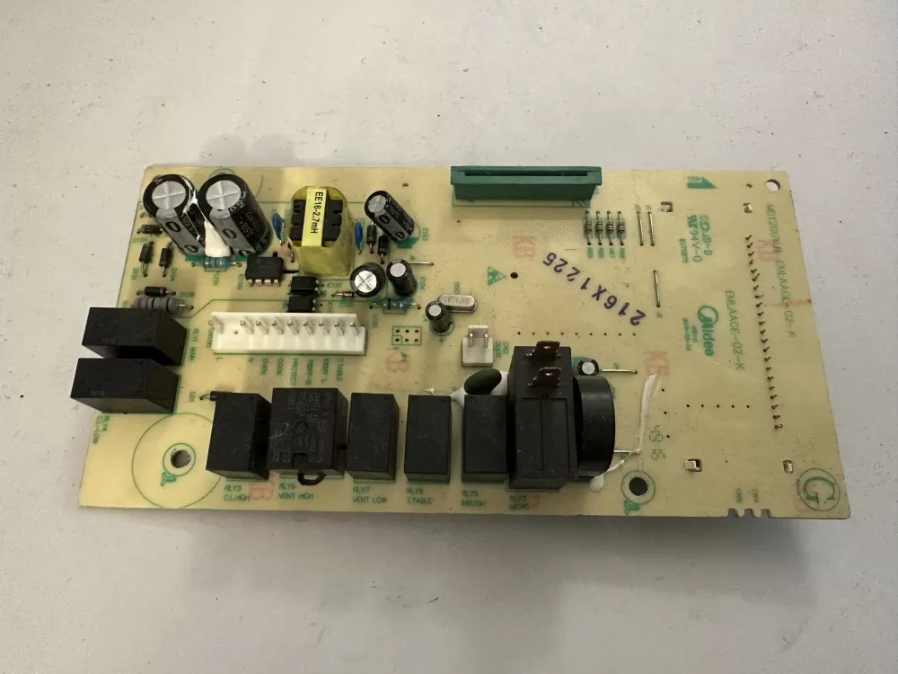 GE Hotpoint EMLAAGE 02 K Microwave Control Board Md12001lb AZ1932 | NT450