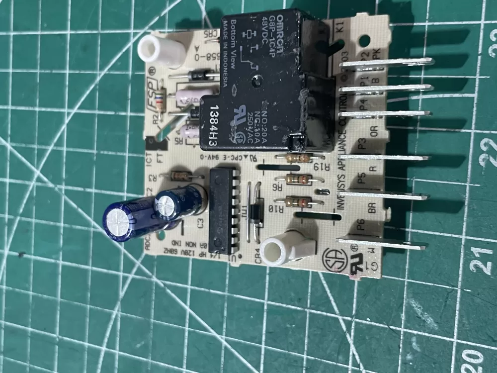 Whirlpool  Maytag  KitchenAid  Kenmore 100-01116-10  2213100 2213473 2302564 2303826 2304099 WP2304099 PS11740238 Refrigerator Defrost Board Control