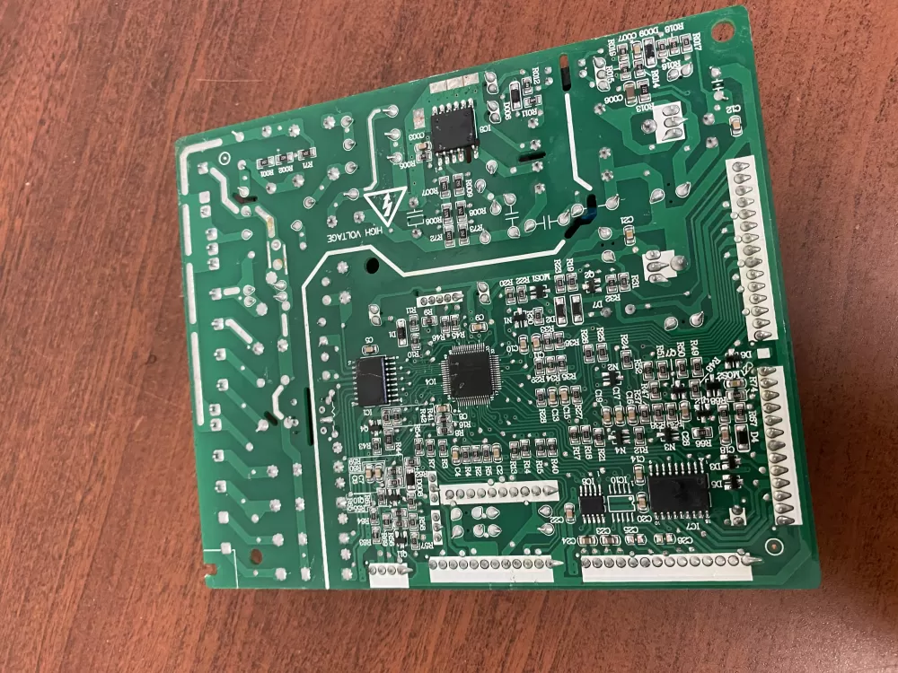 Hisense HG1944484 Refrigerator Control Board AZ39491 | BK566
