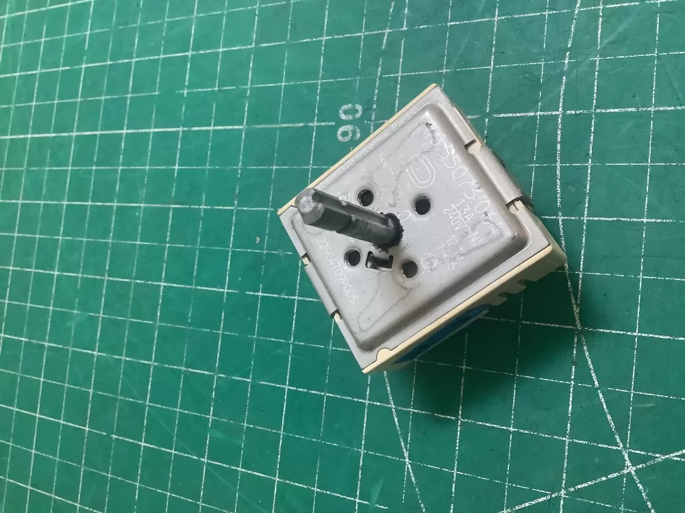 GE 5055073064 229C4709P005 Range Infinite Switch AZ221353 | SLA47