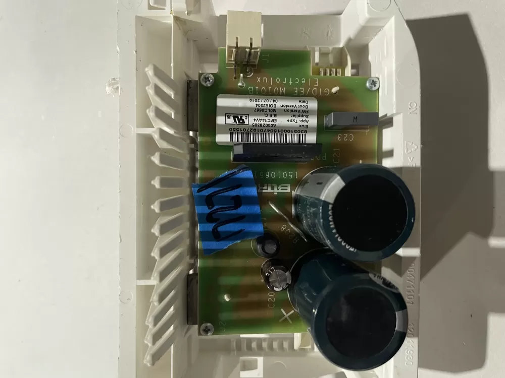 Electrolux A03028305 Control Board AZ203503 | KM1727