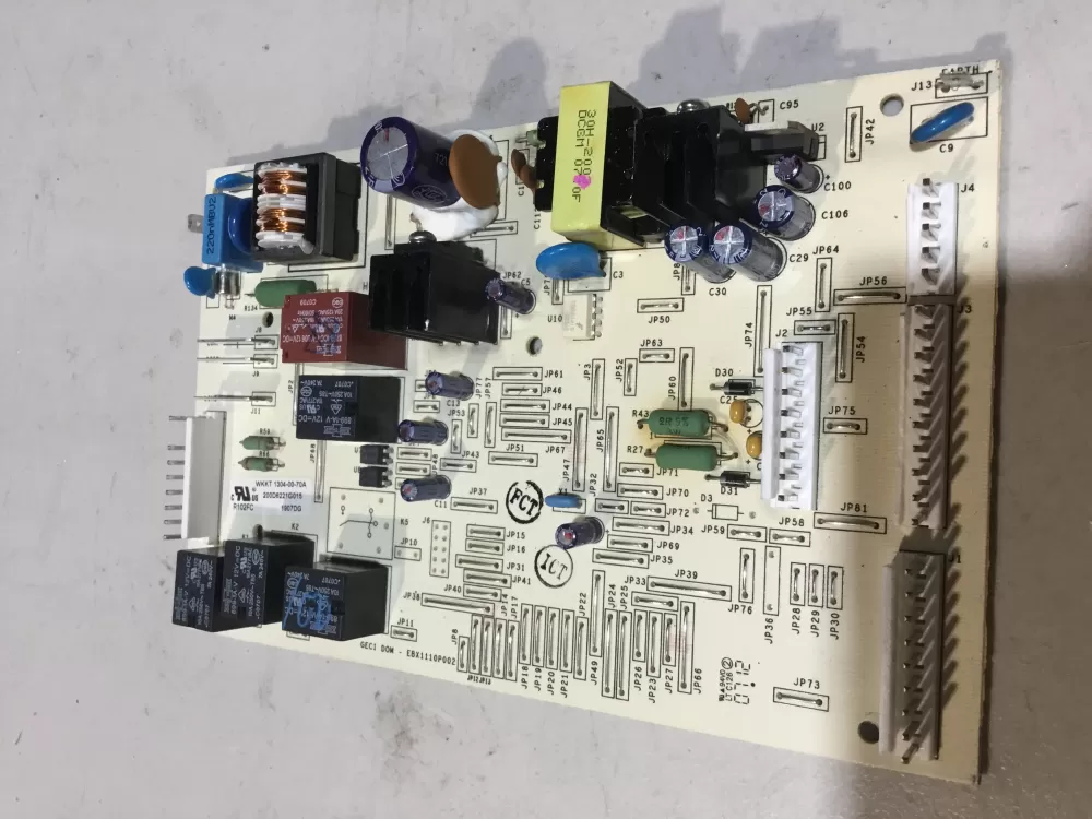 GE 200D2260G008 PD00074367 AP7188100 Refrigerator Control Board AZ49161 | NR1800
