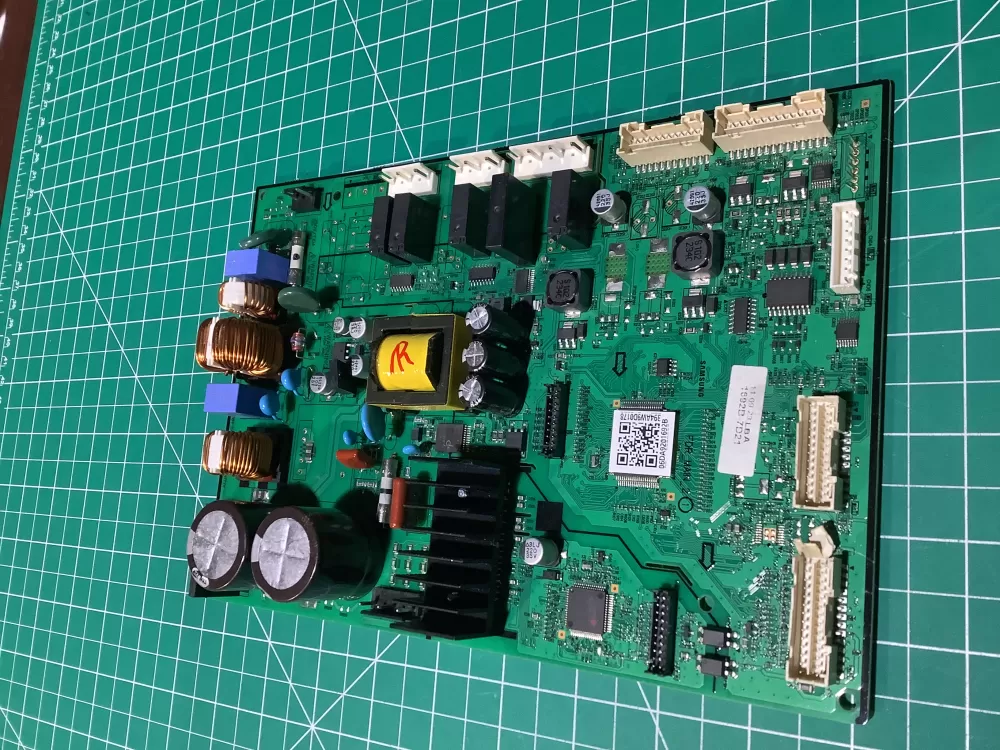 Samsung DA92 01692B Refrigerator Control Board AZ132897 | NR1707