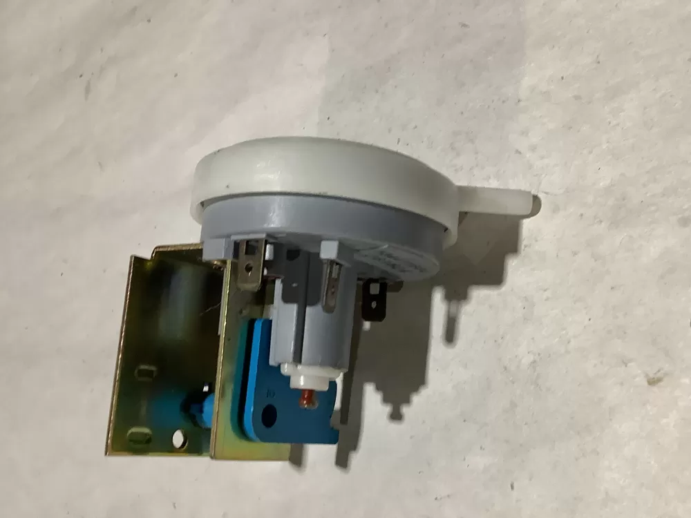 Crosley  Frigidaire  Gibson  White Westinghouse 134053800 134411600 Washer Crosley Gibson Water Level Switch