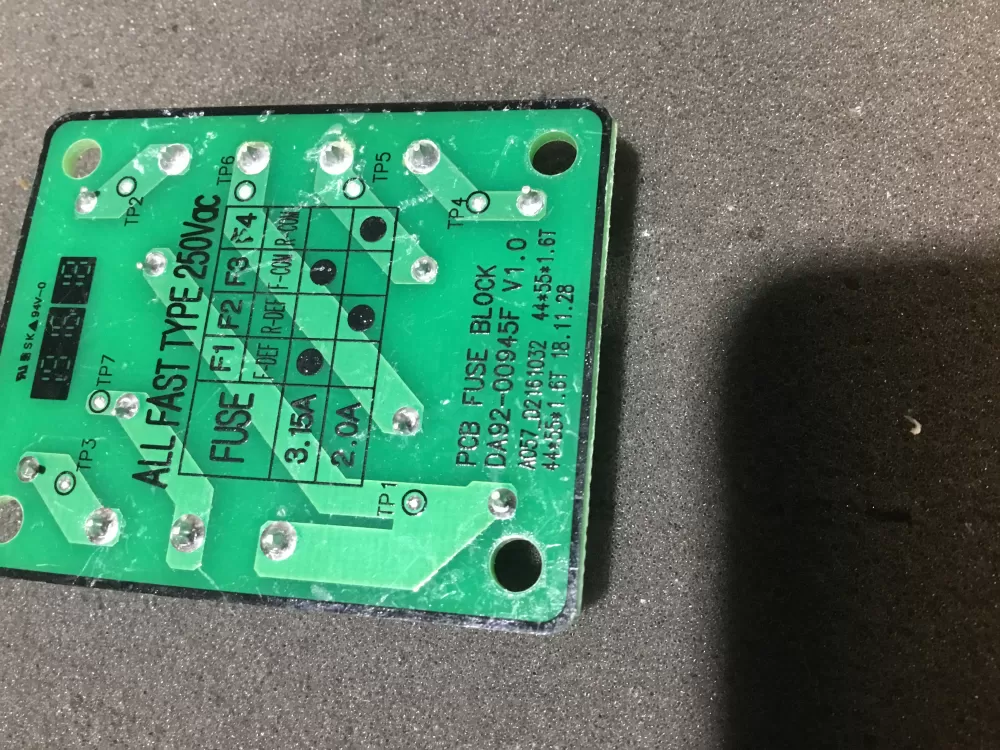 Samsung DA92 00945F Refrigerator Control Board Fuse AZ76572 | NR2055