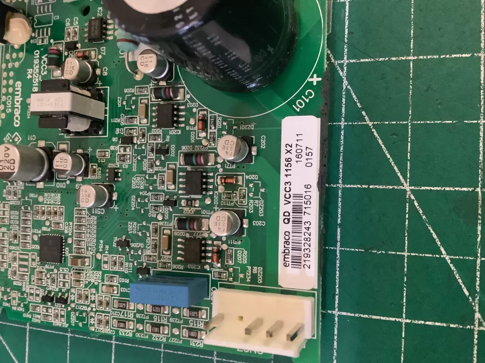 Frigidaire 0193525185 Refrigerator Control Board Circuit AZ203793 | NR328