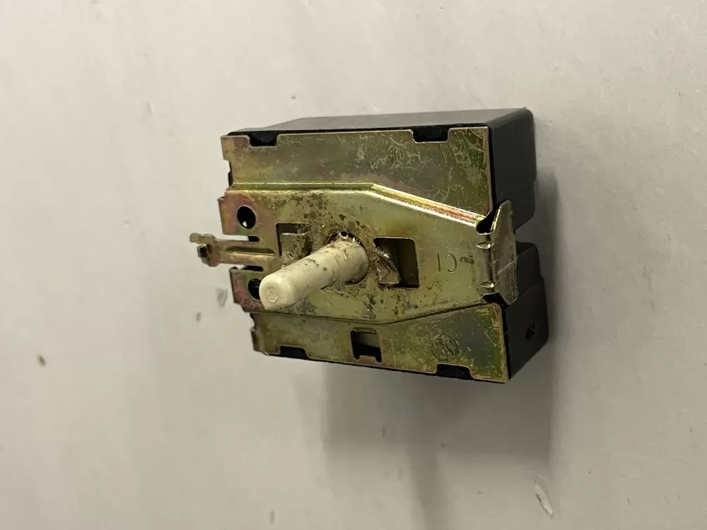 GE 131795900 Dryer Switch Start AZ210897 | Wm1816