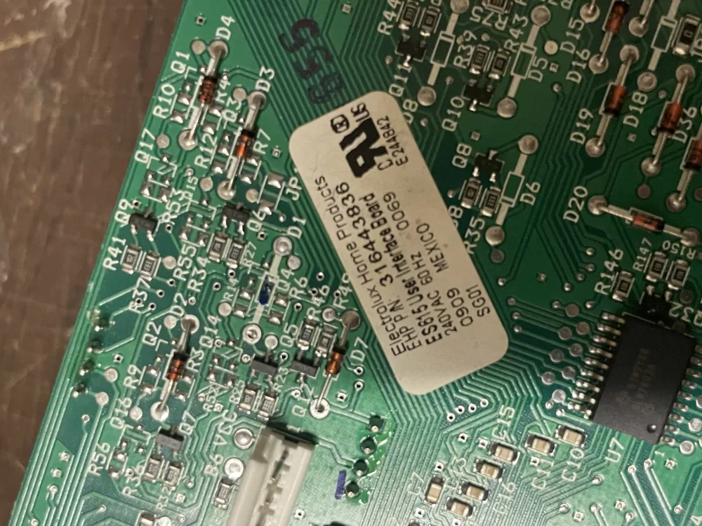 Kenmore 316443836 30 Range Control Board Touch Panel Assy AZ42834 | Wm1748