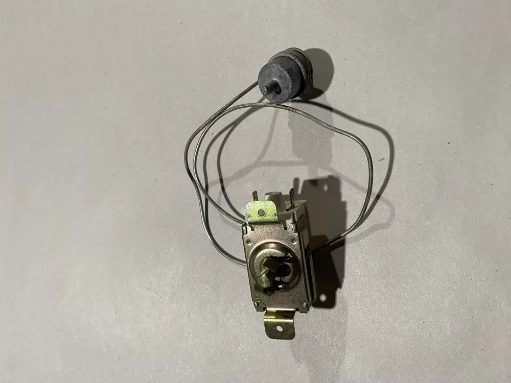 GE Refrigerator Temperature Control Thermostat 3ART5C175 AZ145014 | BK2432