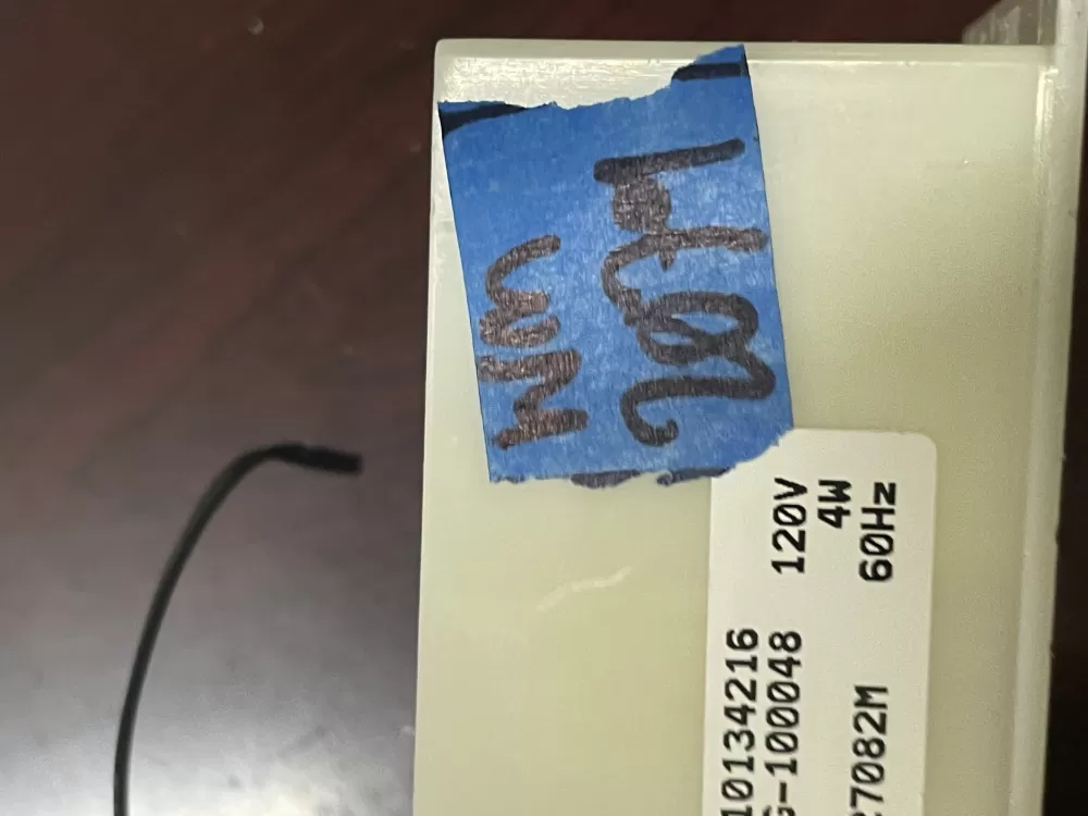 Whirlpool W10134216 Refrigerator Control Board Damper AZ96956 | Wm2079