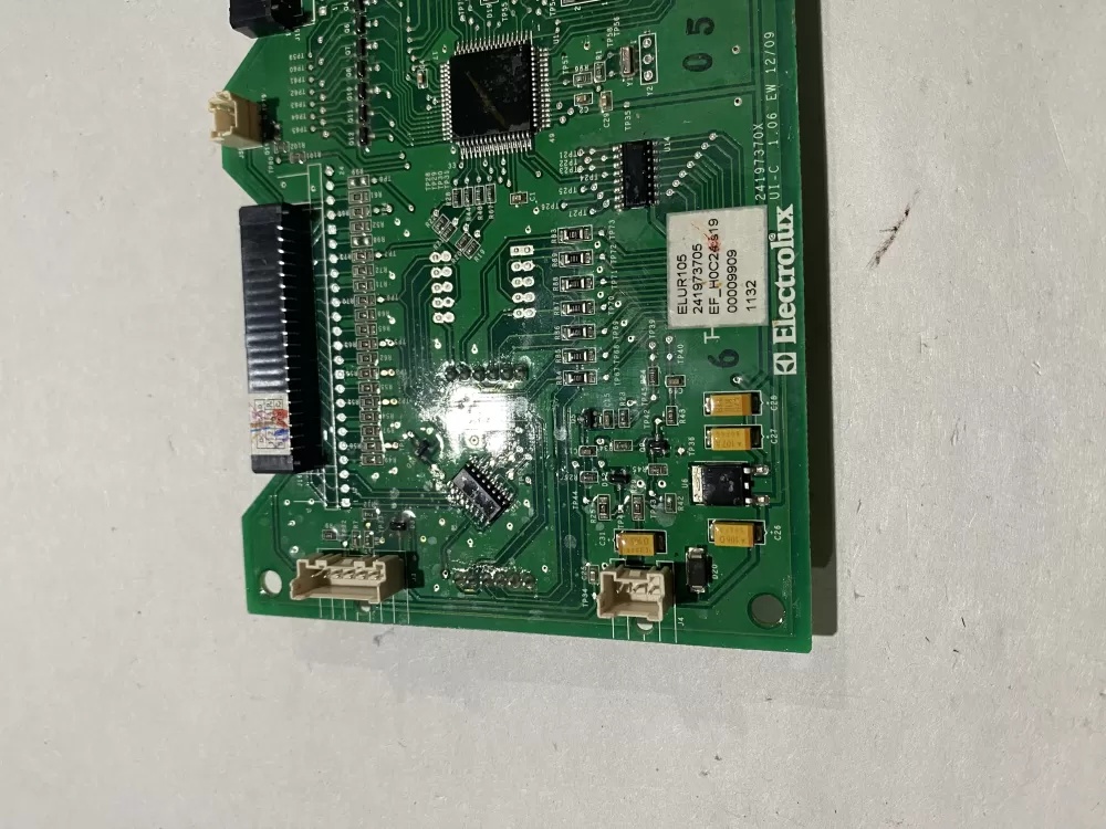 Frigidaire Electrolux Refrigerator Control Board AZ184410 | BK187