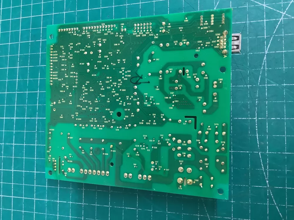 ER8E06SSP8 Frigidaire Refrigerator Board - Control