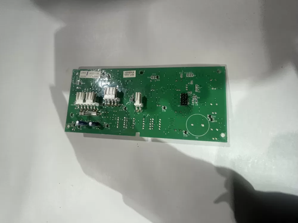 GE Hotpoint 200D7355G006 Refrigerator Control Board Dispenser AZ203465 | KM977