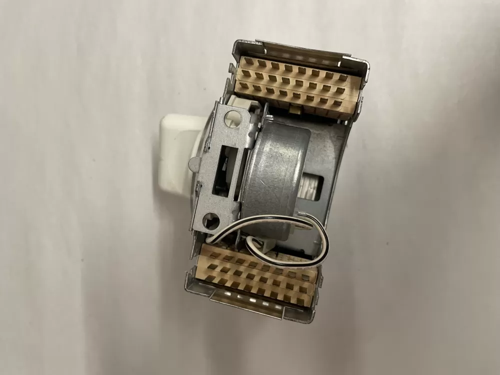 Washer timer 3950736    AZ203795 | KM643.   