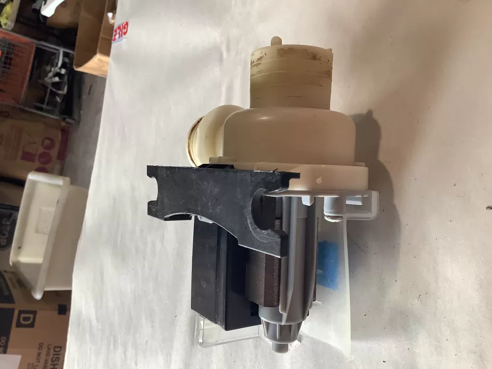 Frigidaire 131724000  134051200  134740500  134740800  137108100  137151800  137151800KITK  137151900  137151900KITK  ER137108100  TJ137108100 Washer Drain Pump Assembly