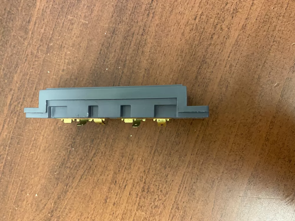 Frigidaire Kenmore Westinghouse Refrigerator Dispenser Switch AZ49798 | BK1814