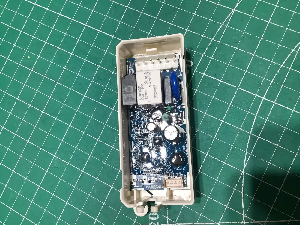Whirlpool  W10880270  W10904683  W11176898  W11176912  W11263188  W11362145 Refrigerator Control