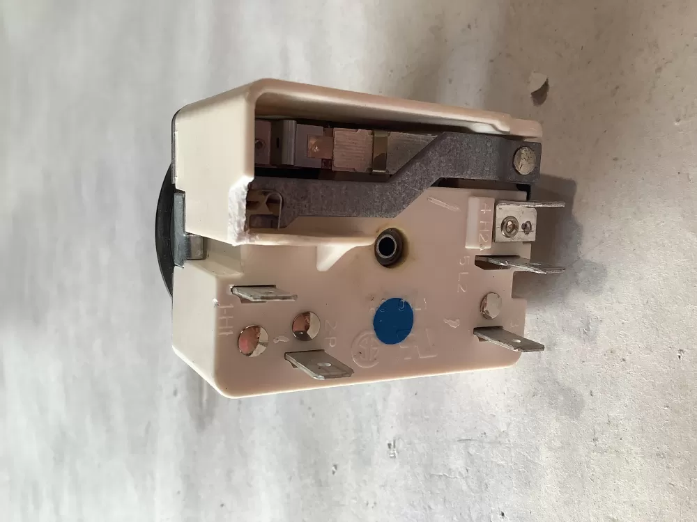Samsung DC44 01009A Range Switch AZ148974 | SL182