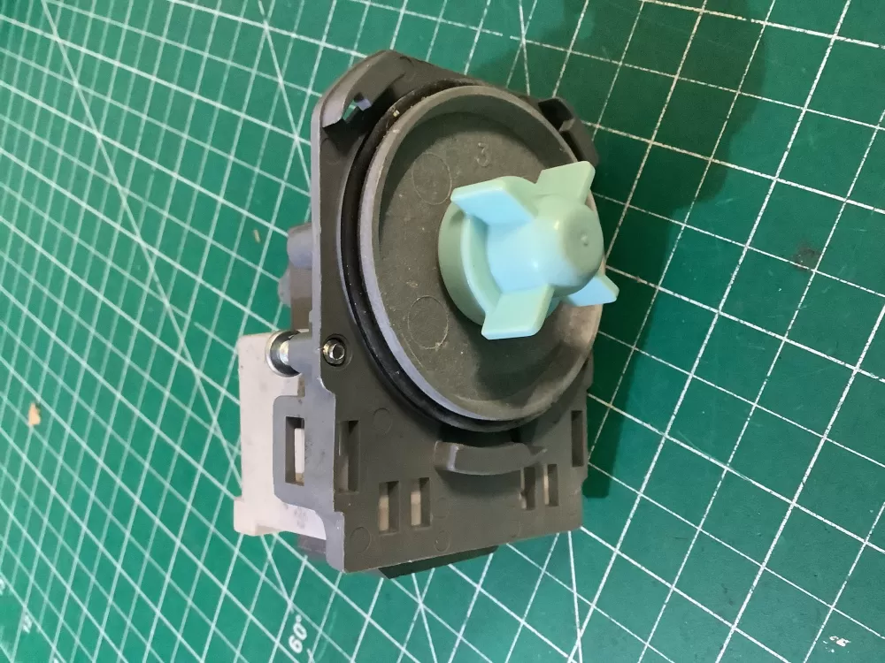 Samsung B20-3A01 01042019 Drain Pump Assembly AZ195645 | SL256