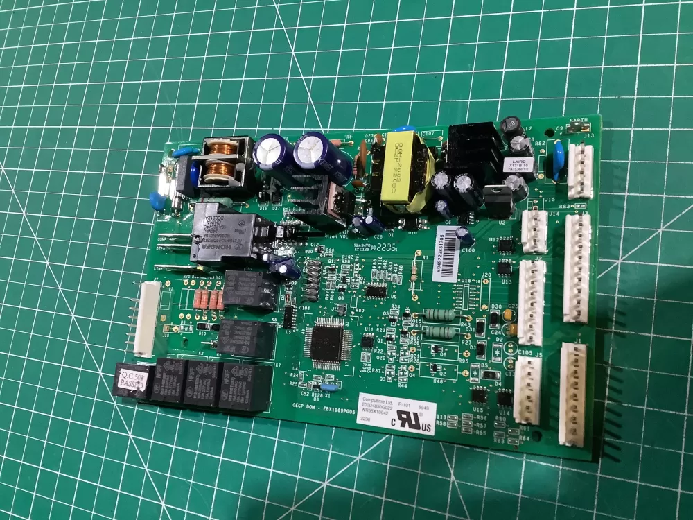 GE 200D6221G028 EBX1110P002 Refrigerator Control Board AZ151189 | NR1372