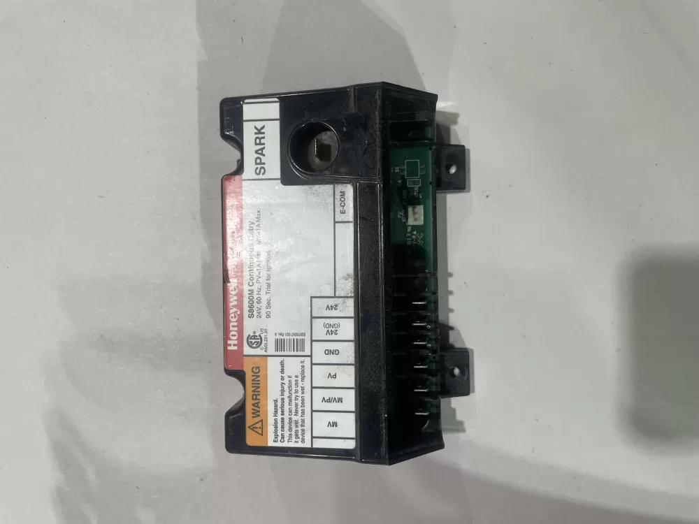 S8600M1021 Furnace Control Board Honeywell Module Pilot AZ172873 | KM737