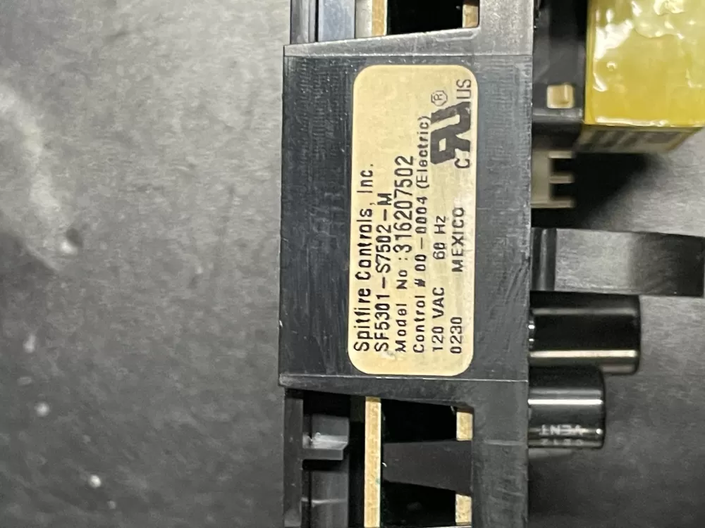 Frigidaire Kenmore AP3672811 1863345 Range Control Board AZ13098 | 607