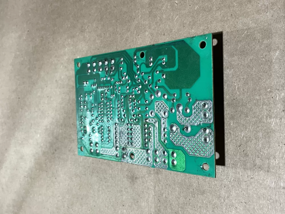 Emerson 47 102685 05 47d43 111 02  d43 Control Board AZ73877 | Wm1700
