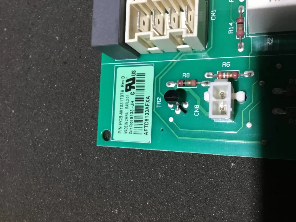 Whirlpool Kenmore W10205552 Refrigerator Control Board AZ81899 | NR871