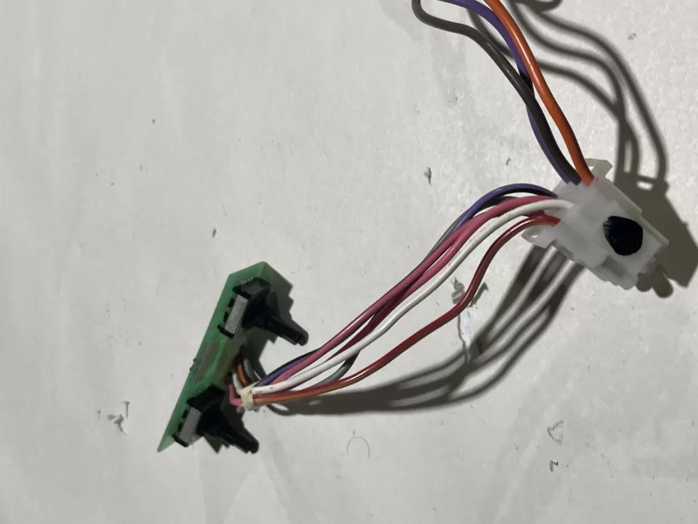 GE 197D2803G008 Refrigerator Control Board