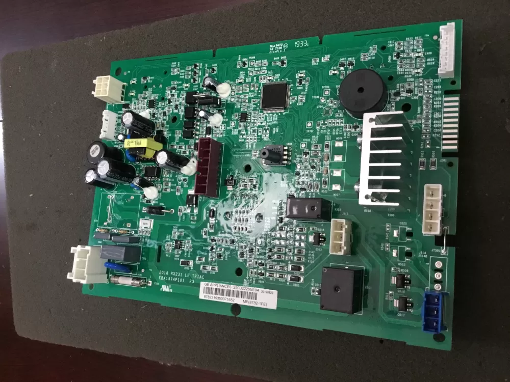 GE 290D2226G104 WH18X28642 Refrigerator Control Board