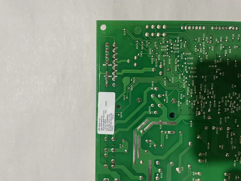 Frigidiare 242268902 Refrigerator Main Control Board AZ190185 | KM2673