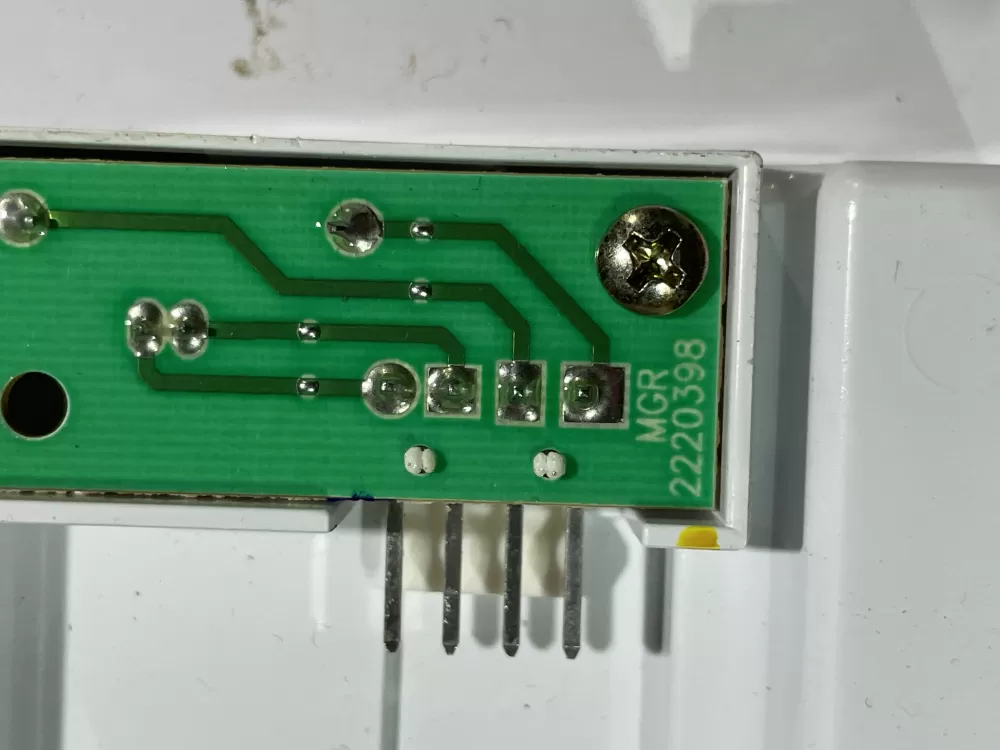 Kenmore KitchenAid 2220398 Refrigerator Control Board Ice AZ152214 | Wm877